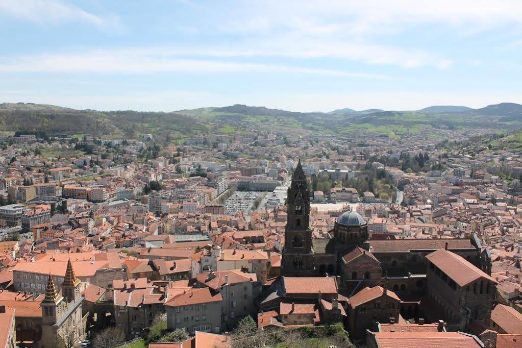 Une Coquille Sous L'Oreiller Le Puy-en-Velay Buitenkant foto
