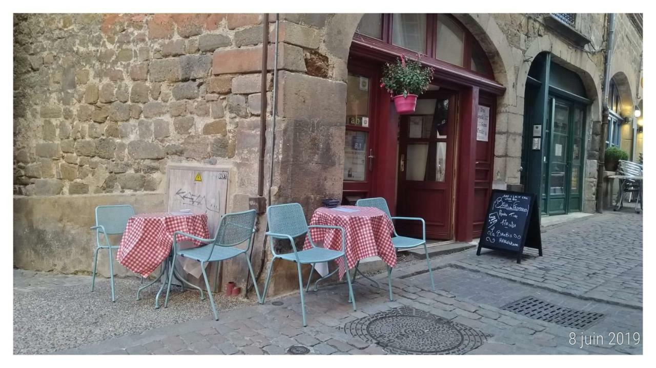 Une Coquille Sous L'Oreiller Le Puy-en-Velay Buitenkant foto